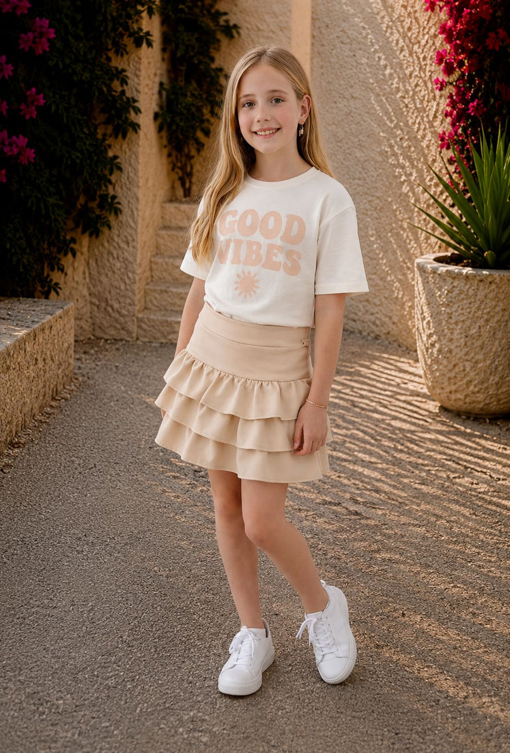 Good vibes beige